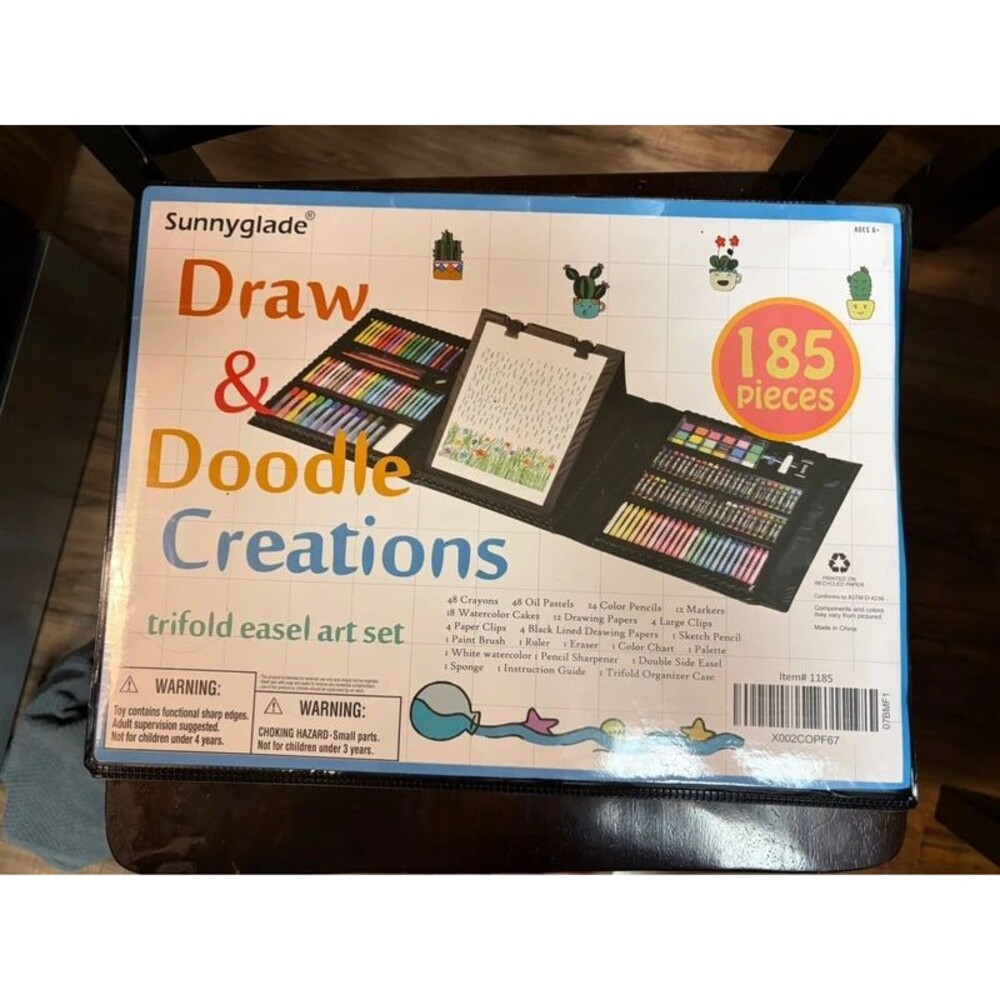 Draw &Doodle Creations‎ Trifold Easel Art Set